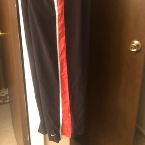 Women’s Nike Capris Black/Coral